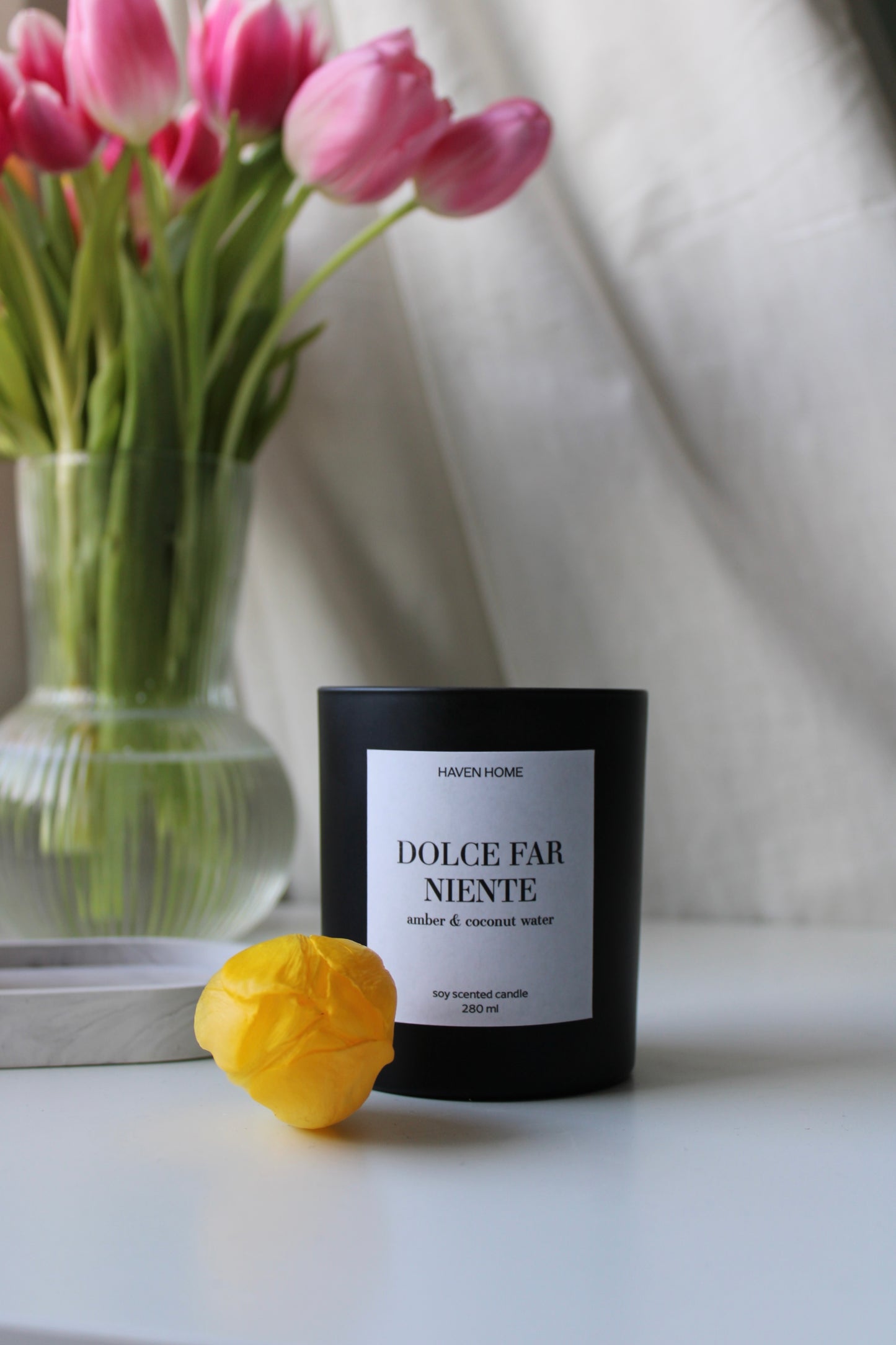 Dišeča sveča "Dolce Far Niente/ Laganini", 280 ml