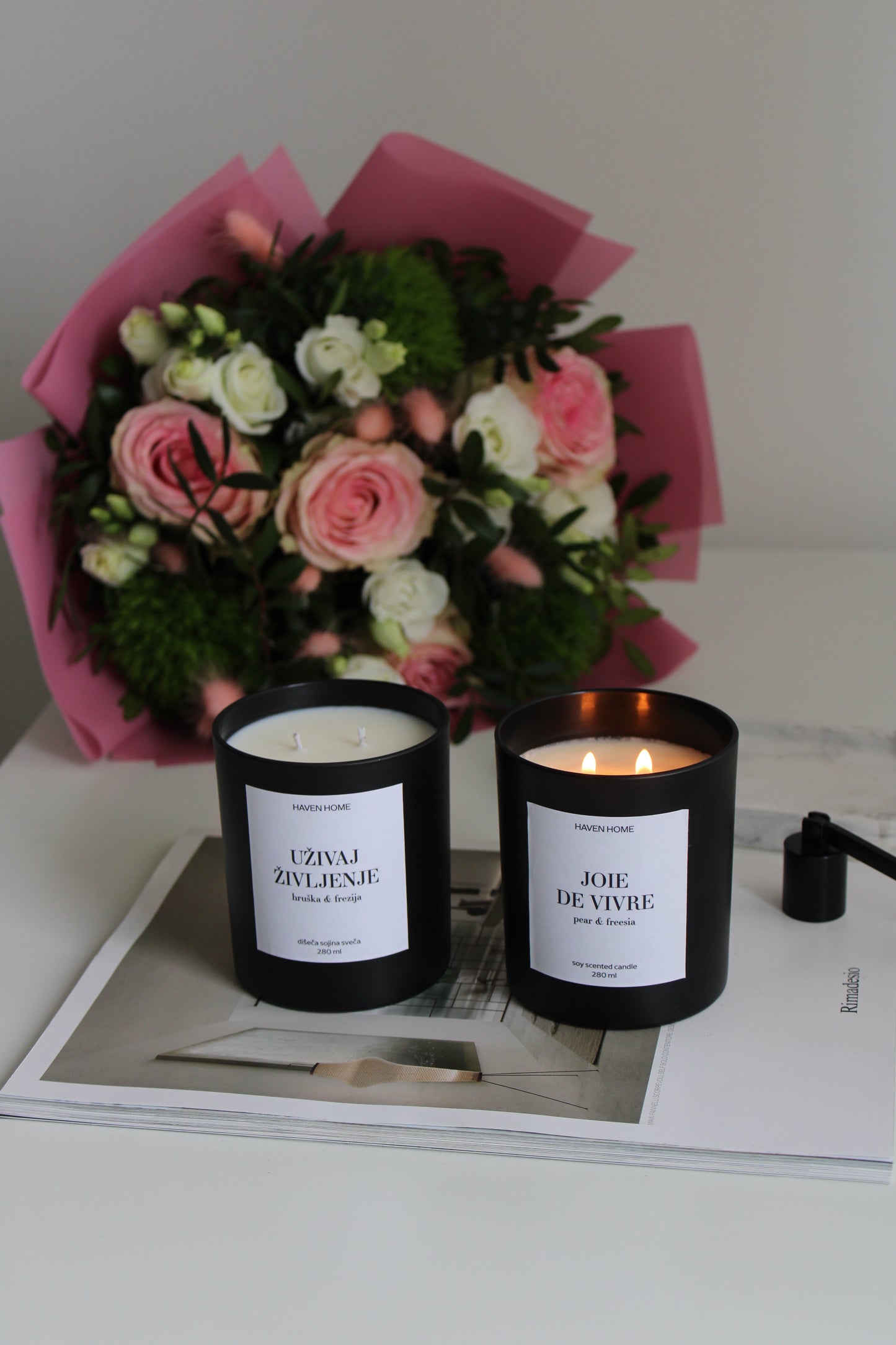 Dišeča sveča "Joie de vivre/ Uživaj življenje", 280 ml